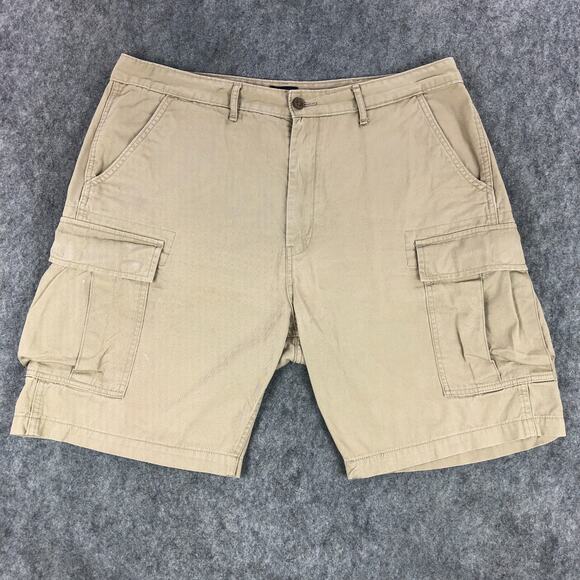 Levis Mens Cargo Shorts 38 Khaki Tan High Rise Pockets 100% Cotton Cargo Pockets - Picture 1 of 13